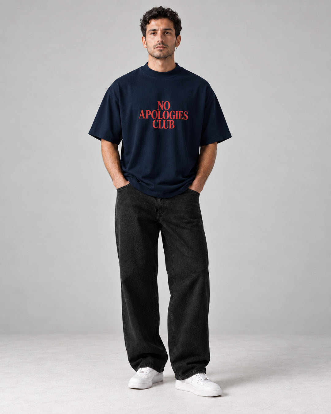 No Apologies Oversized Tee French Navy porté, homme — FredJo Paris
