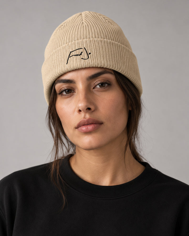 FredJo Organic Ribbed Beanie sable porté, femme