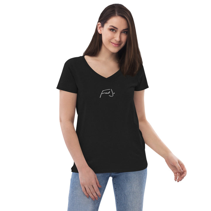 Fred Jo Women’s recycled v-neck t-shirt - Fred jo Clothing