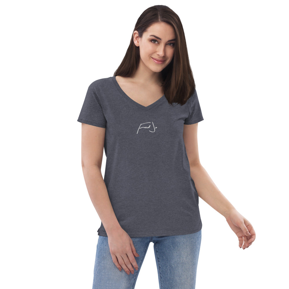 Fred Jo Women’s recycled v-neck t-shirt - Fred jo Clothing
