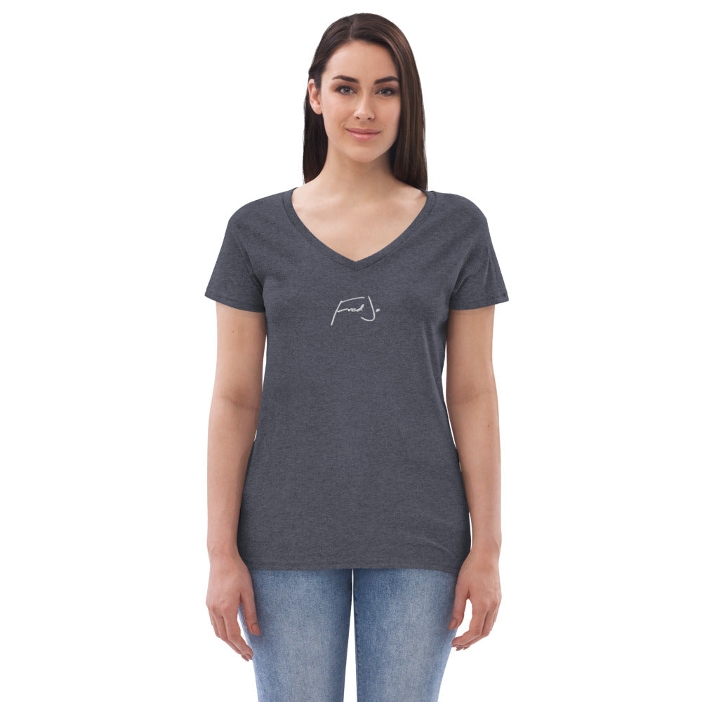 Fred Jo Women’s recycled v-neck t-shirt - Fred jo Clothing