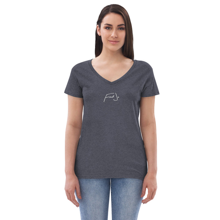 Fred Jo Women’s recycled v-neck t-shirt - Fred jo Clothing